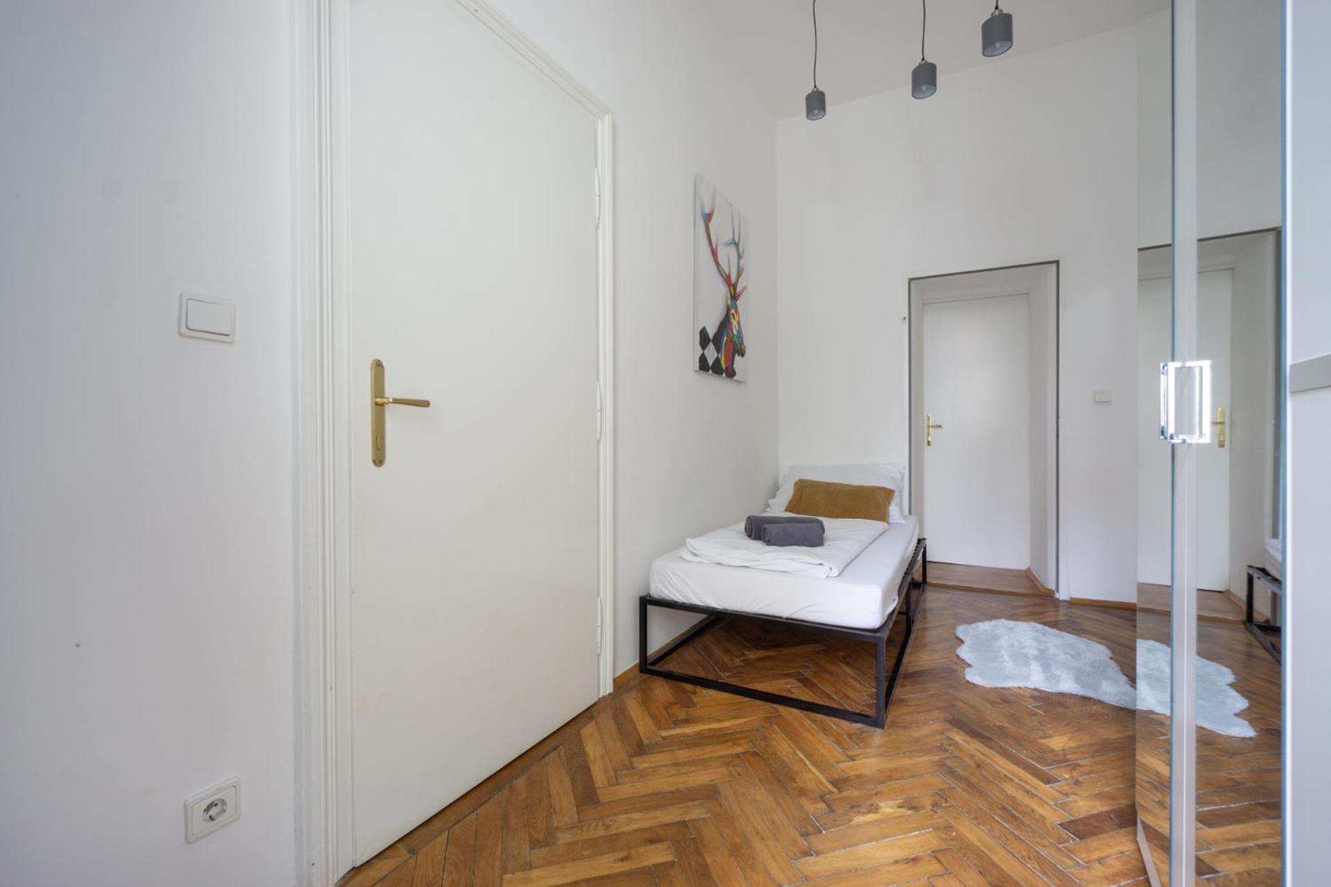 Central Apartment In Viennese Old Building מראה חיצוני תמונה